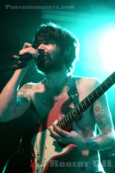 BIFFY CLYRO - 2009-12-15 - PARIS - Trabendo - Simon Alexander Neil